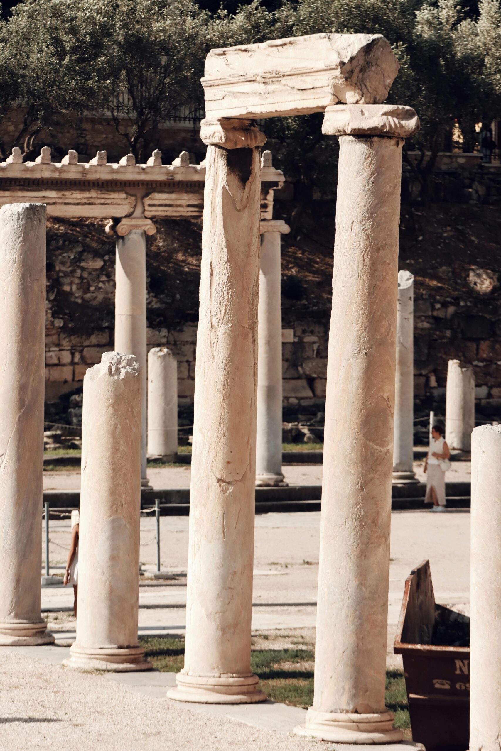 Athens & Thessaloniki — Comparing logistics and atmosphere