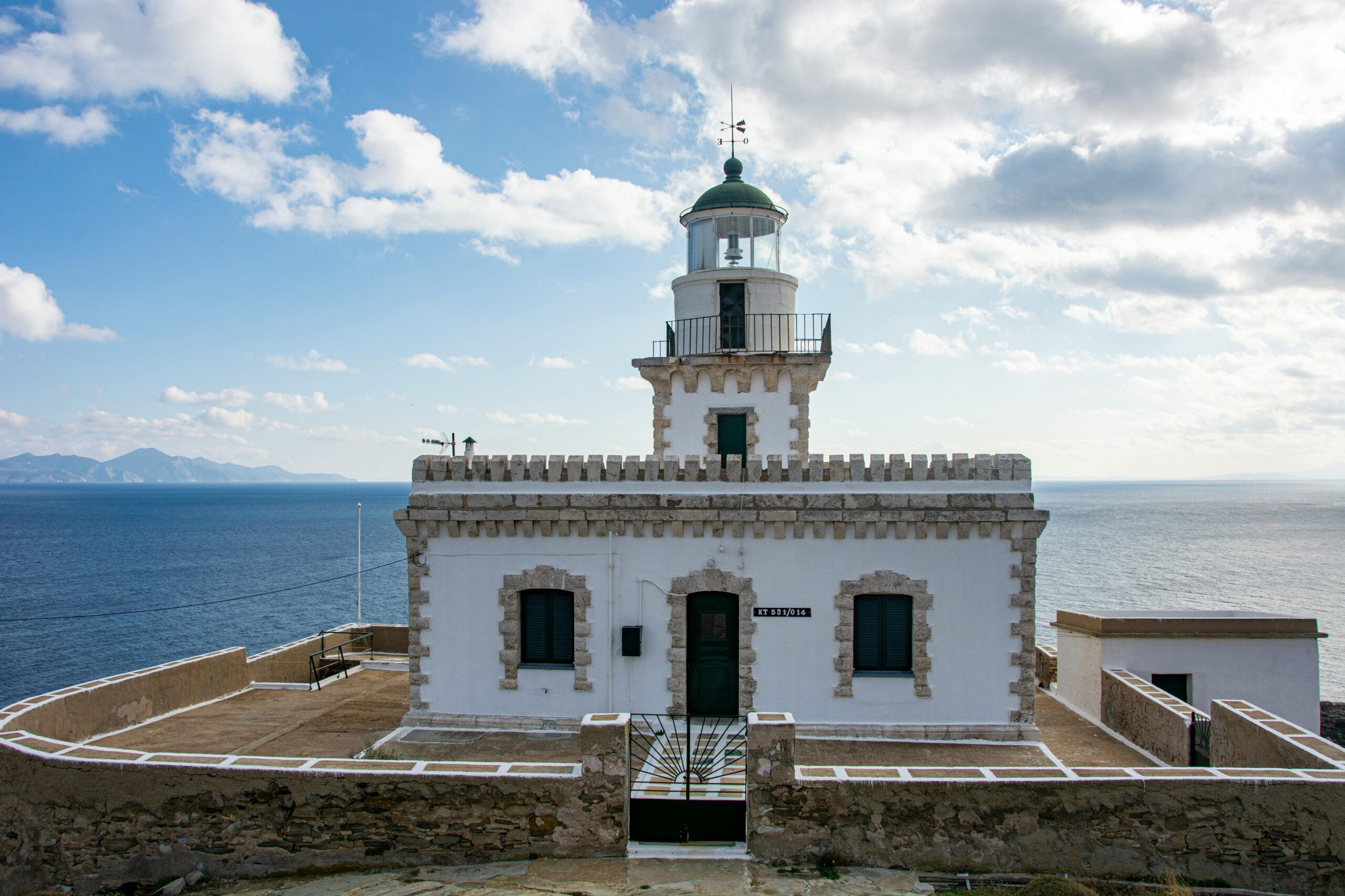Naxos & Paros — Naxos vs Paros: Why Choosing Withou