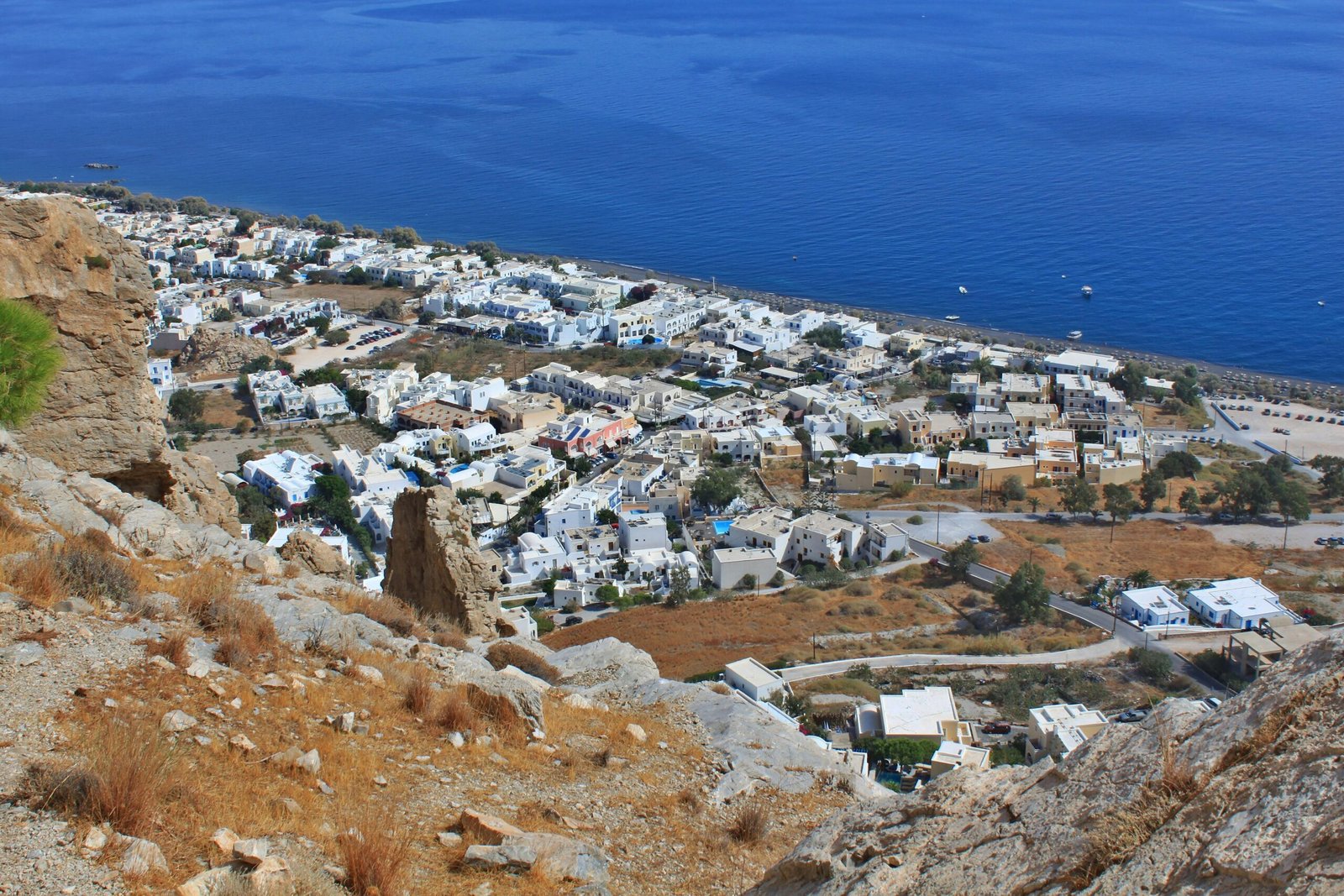 Milos & Paros — Milos vs Paros: The Choice That Say