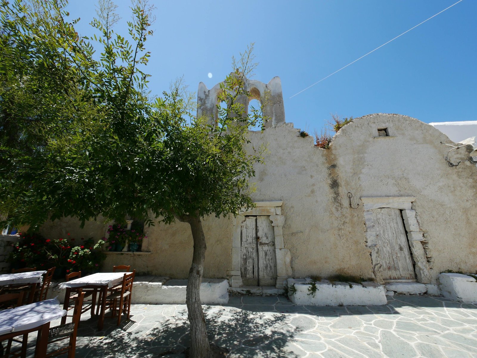 Naxos & Paros — Naxos vs Paros: The Split That Chan