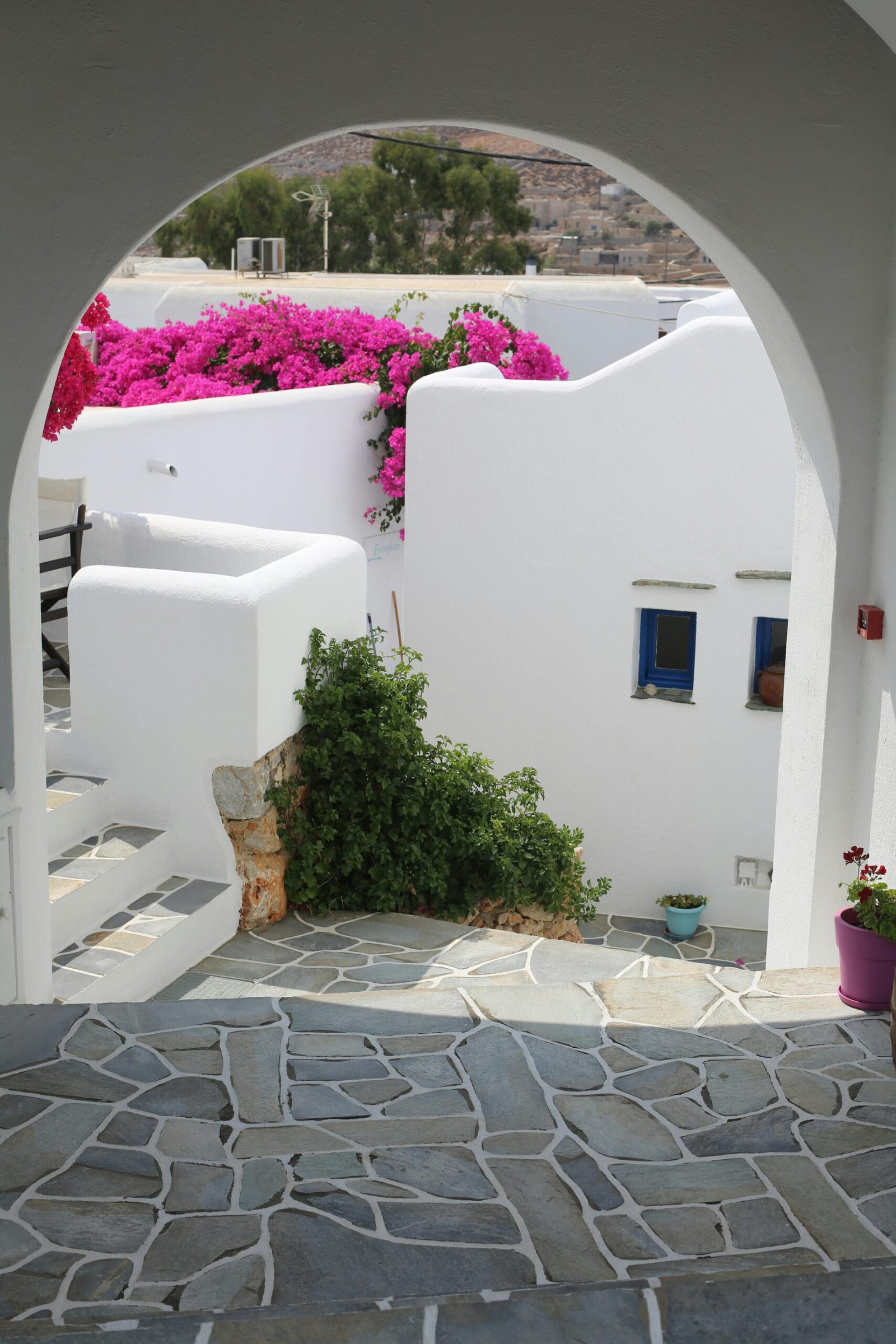 Naxos & Paros — Naxos vs Paros: The Choice That Cha